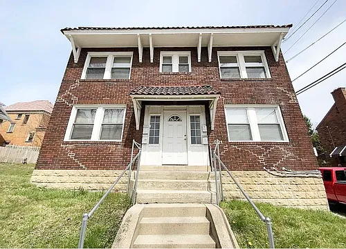221 Sterrett St #4 Photo 1