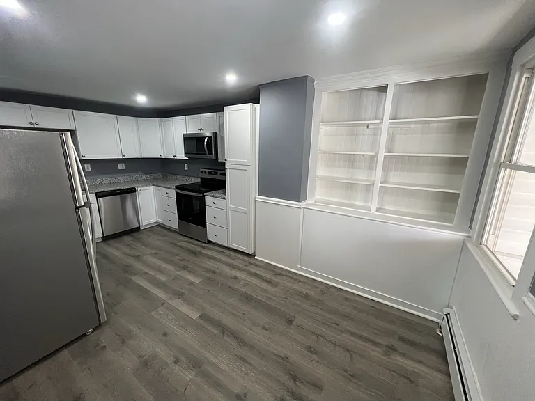 171 Essex St #1 — Photo 2