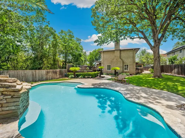 207 E SUNSET RD, San Antonio, TX 78209
