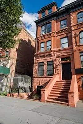 Rented by Owner | media 9