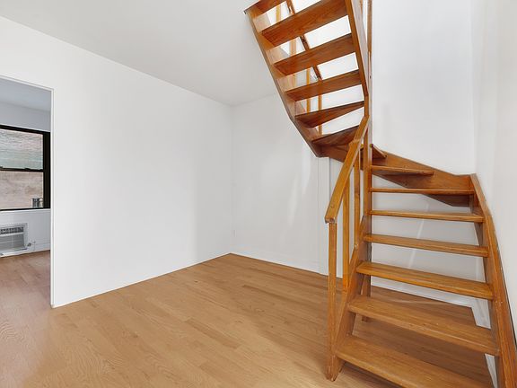 4th image of 655 2nd Ave APT 3D