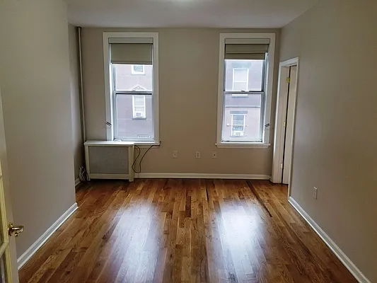 Rented by Virtual Real Estate | media 4