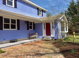 544 Bay Rd, Amherst, MA 01002