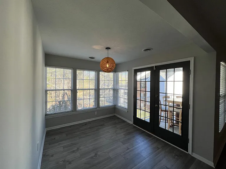 9387 Horse Castle Ct #810 — Photo 8