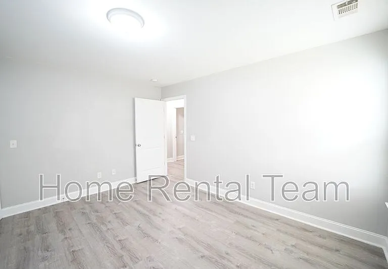 59 Reese Way — Photo 32