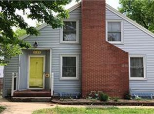 1123 W Truman Rd, Independence, MO 64050