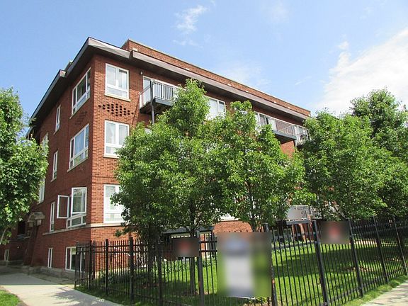3rd image of 5923 N Winthrop Ave APT 3N