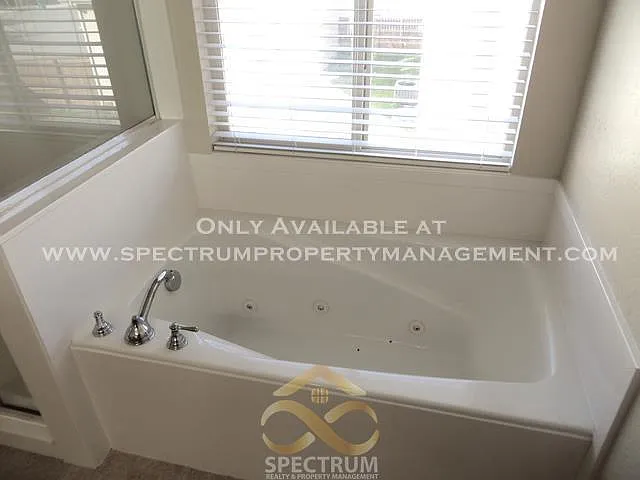2788 W Fox Hunters Loop — Photo 18