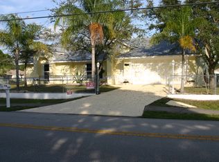 1239 Lamplighter Dr NW, Palm Bay, FL 32907