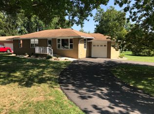 1508 W Delmar Ave, Godfrey, IL 62035