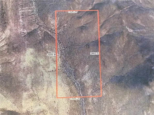 26 W Mesa Verde Dr, Golden Valley, AZ 86413