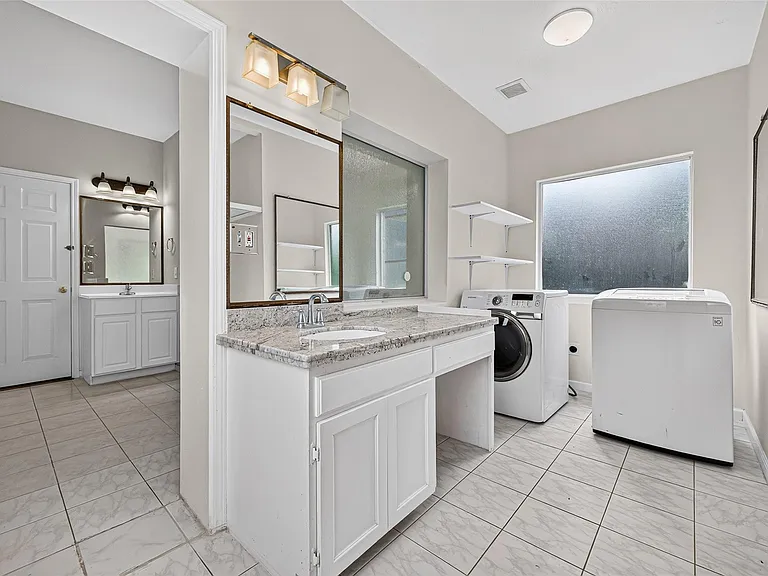 2502 Rosebluff Ct — Photo 46