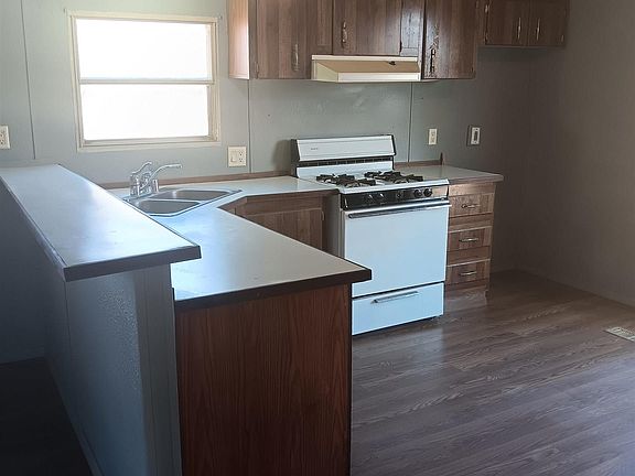 3rd image of 2400 S Slate St
