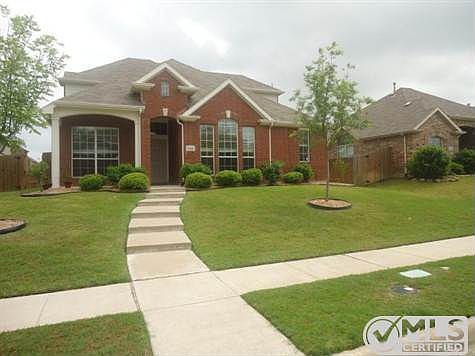 1st image of 11413 Wentworth Dr