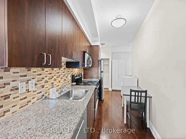 1070 Sheppard Ave W #323 — Photo 10