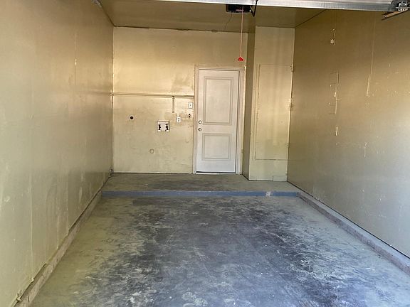 4th image of 3419 Ridge Country St