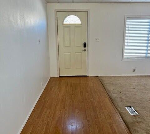 3rd image of 401 Schut Rd Trailer 99