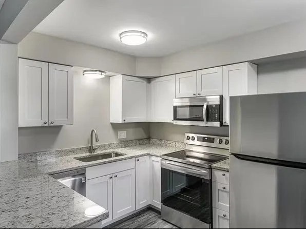 Wilshire Apartments