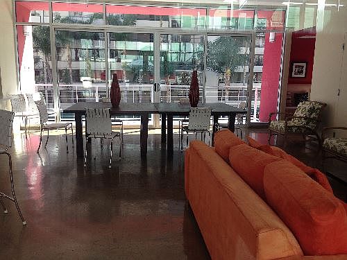 4th image of 645 W 9th St APT 308