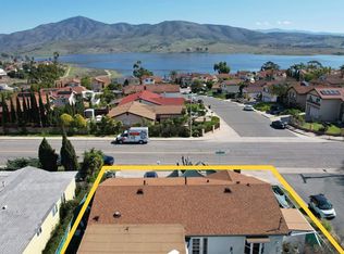 114 Lakeview Ave, Spring Valley, CA 91977