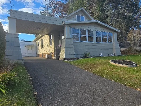 337 Andrews St, Johnson City, NY 13790