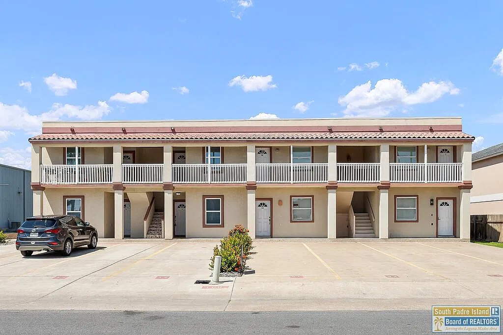 2 bed, 2.0 bath, 1020 sqft, $1,950 — Photo 1