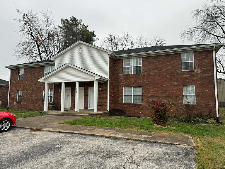 1712 McGregor Ct #C — Photo 1
