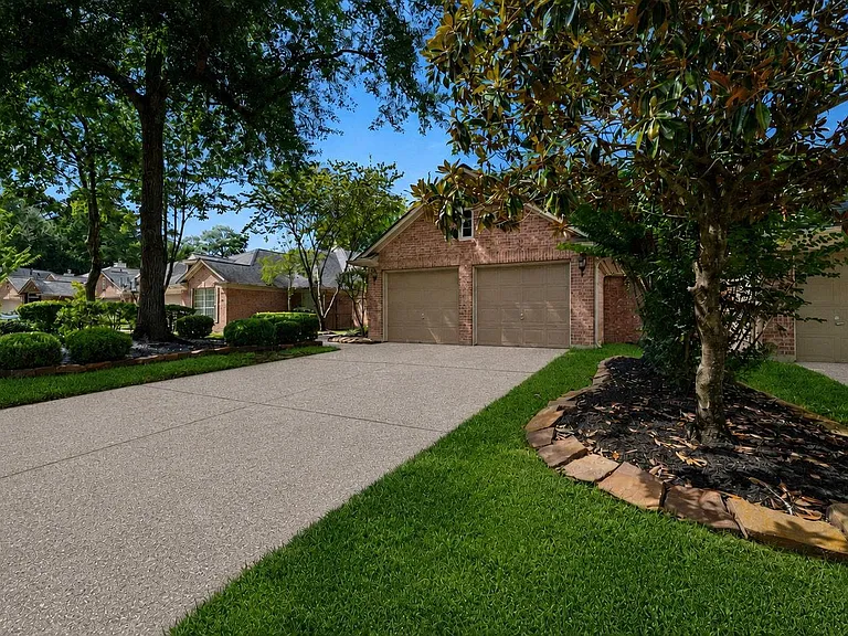 58 W Sienna Pl — Photo 3