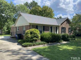 4816 Sweetbriar Dr, Raleigh, NC 27609