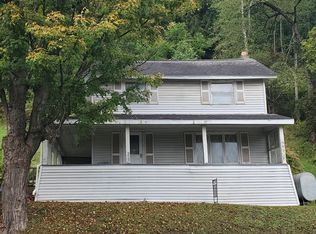 3131 River Rd, Weedville, PA 15868