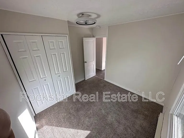 9322 S Cheney Spokane Rd — Photo 8