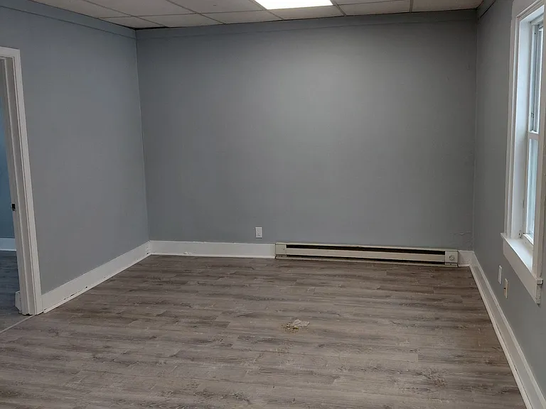 1328 Main St #2 — Photo 3