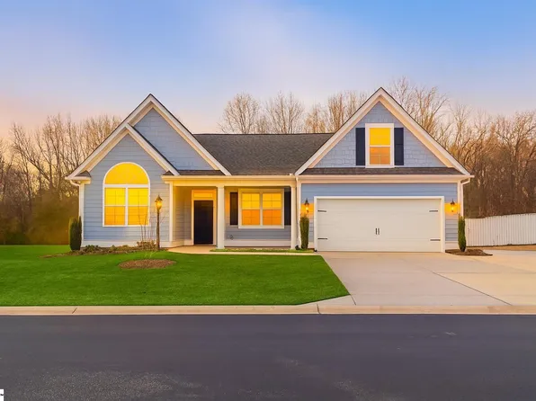 818 Orchard Valley Ln, Boiling Springs, SC 29316