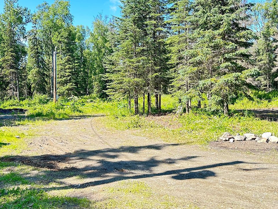 1st image of 52615 Bastien Dr