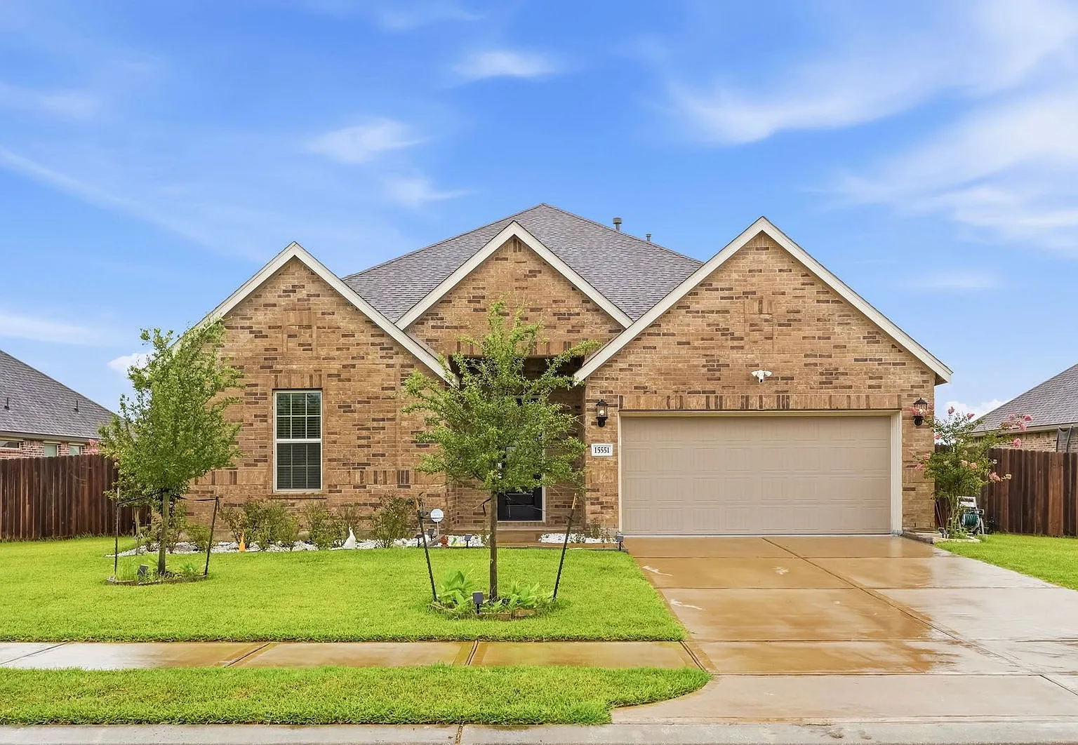 4 bed, 3.0 bath, 2731 sqft, $3,000 — Photo 1