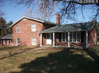 3274 Cook Rd, Atwater, OH 44201