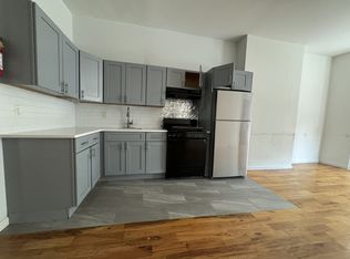21 Greenville Ave FLOOR 2, Jersey City, NJ 07305
