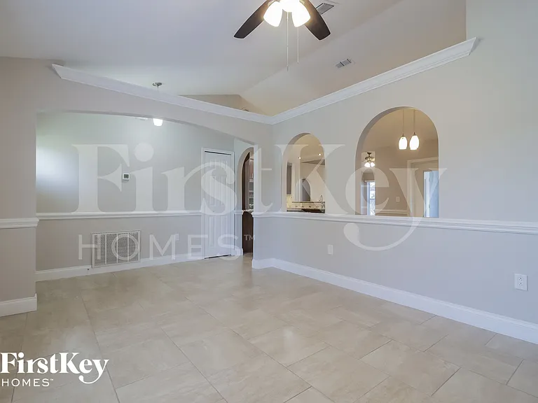 6633 Emil Ave — Photo 3