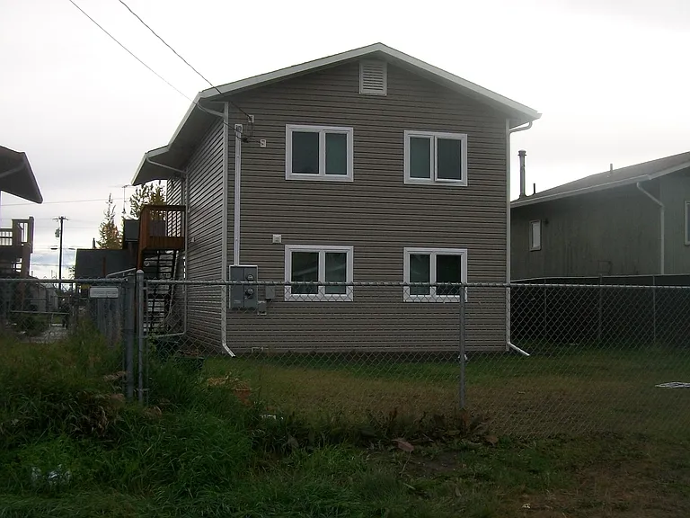 1048 28th Ave #1 — Photo 2