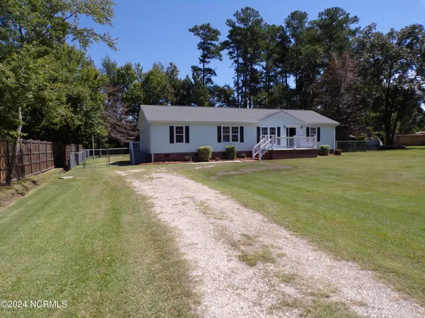 825 North Drive, Rocky Point, NC 28457