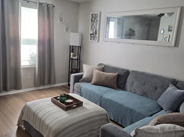 4642 Greenwood Dr, Portsmouth, VA 23701