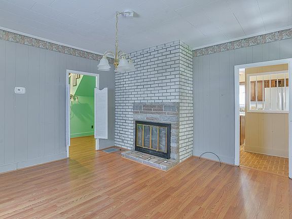 5th image of 1116 Fairview Ave