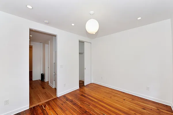 Rented by Aether Property Group | media 14