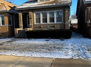 5251 N Ludlam Ave, Chicago, IL 60630