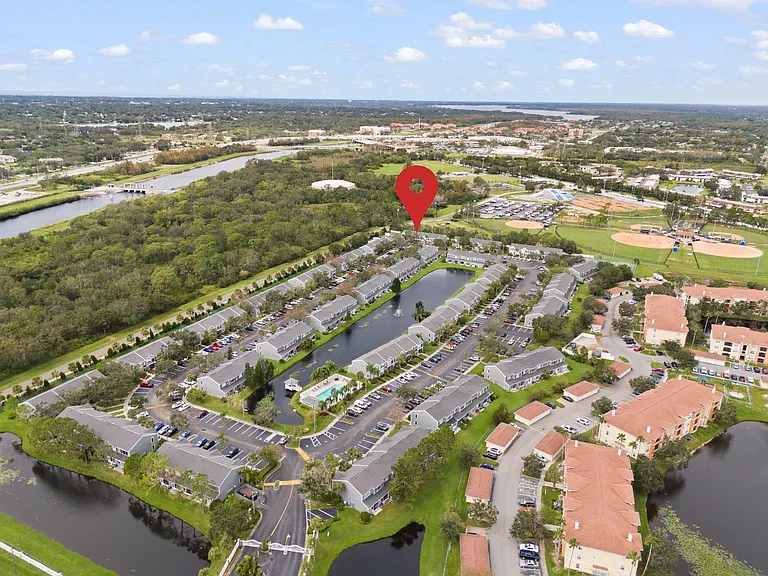 337 Countryside Key Blvd — Photo 7