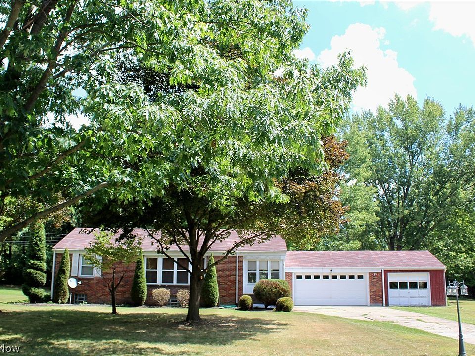 1st image of 39 Phil Rose Ln