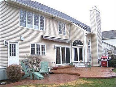 4th image of 408 Windward Way