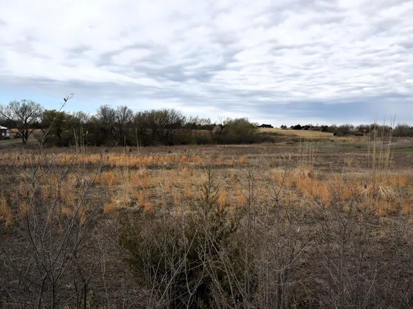 6000 NW Jennings Rd, Topeka, KS 66618