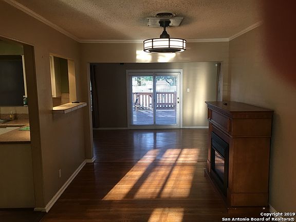 3rd image of 4927 Newcome Dr