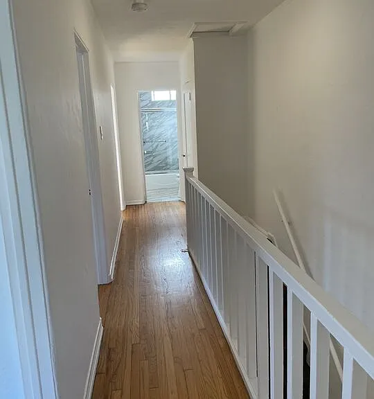 368 N Genesee Ave #2 — Photo 3